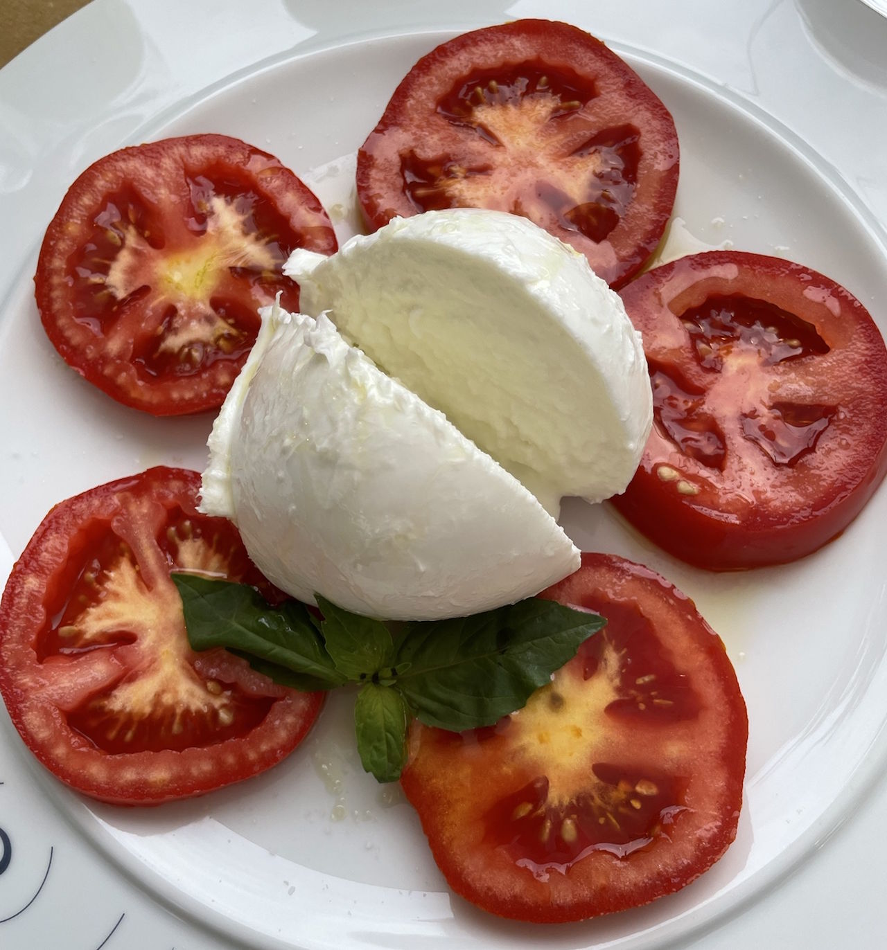 Caprese and tricolore salads