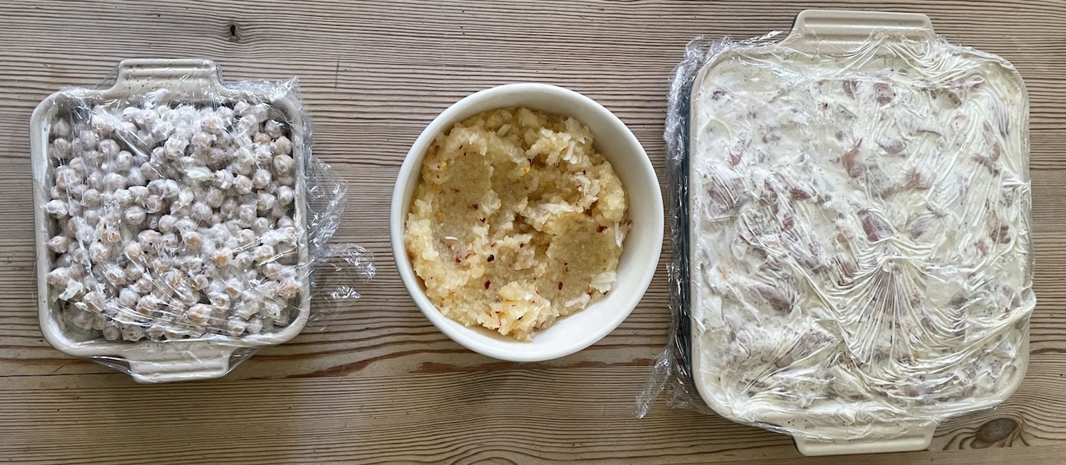 Chicken Korma, marinated chickpeas, chicken, liquidised onions with chilli